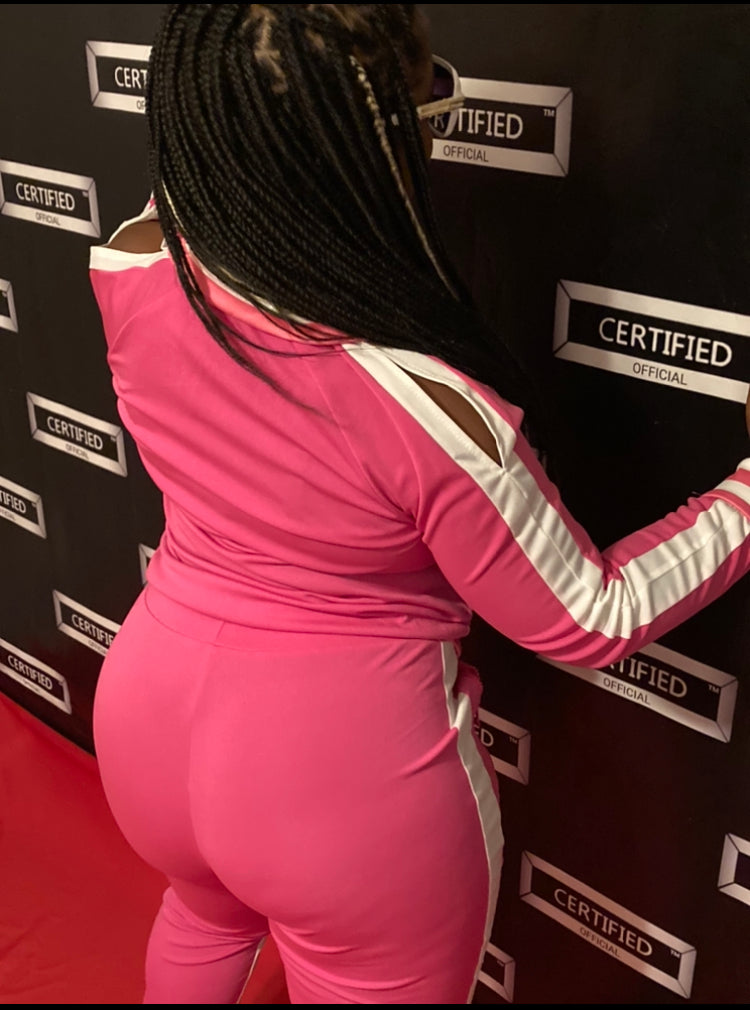 CFEMALE: KHANDI: 2PC. SPLIT SHOULDER TRACKER SET.